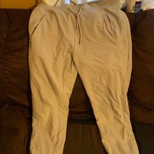 Beige joggers